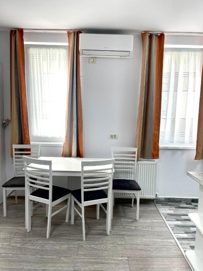Cosy Place To Stay Temesvár Kültér fotó